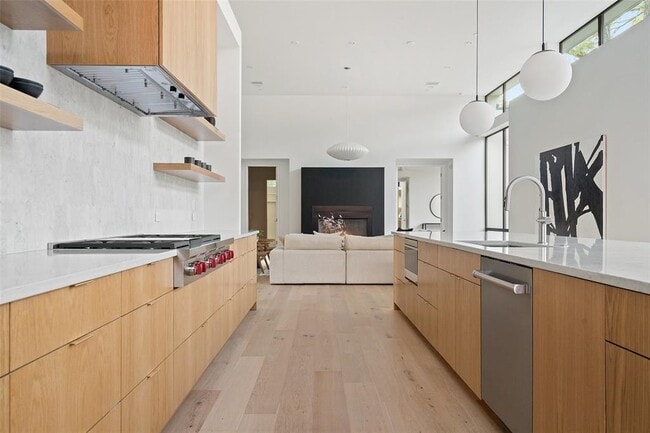 Photo - 2704 Mountain Laurel Dr