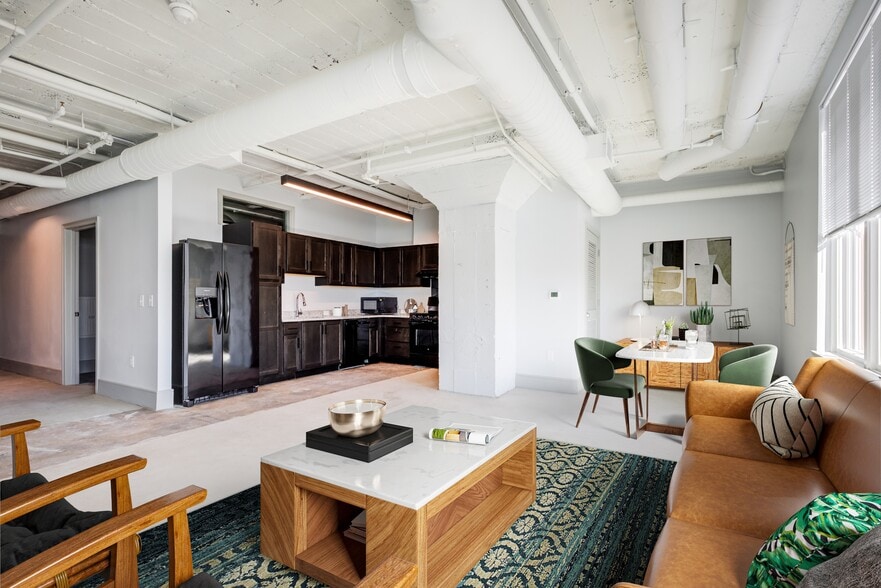 Zeropak Apartments - Kitchen and Living Room