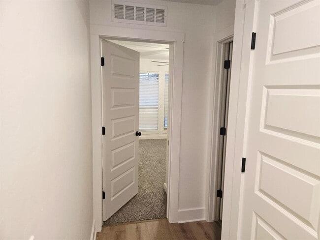 Photo - 17705 Horne Ln