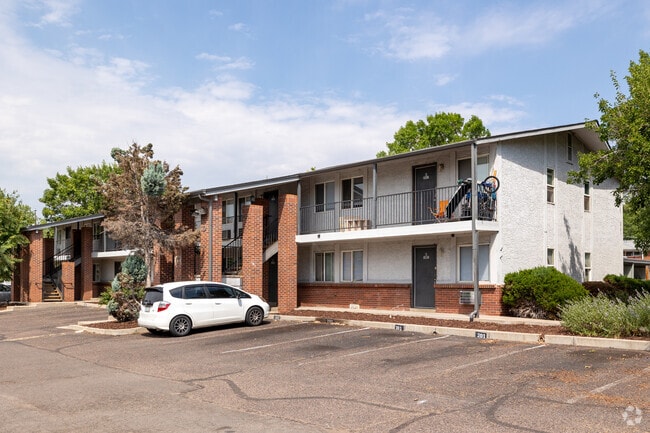 Building Photo - Bradburn Gardens Rental