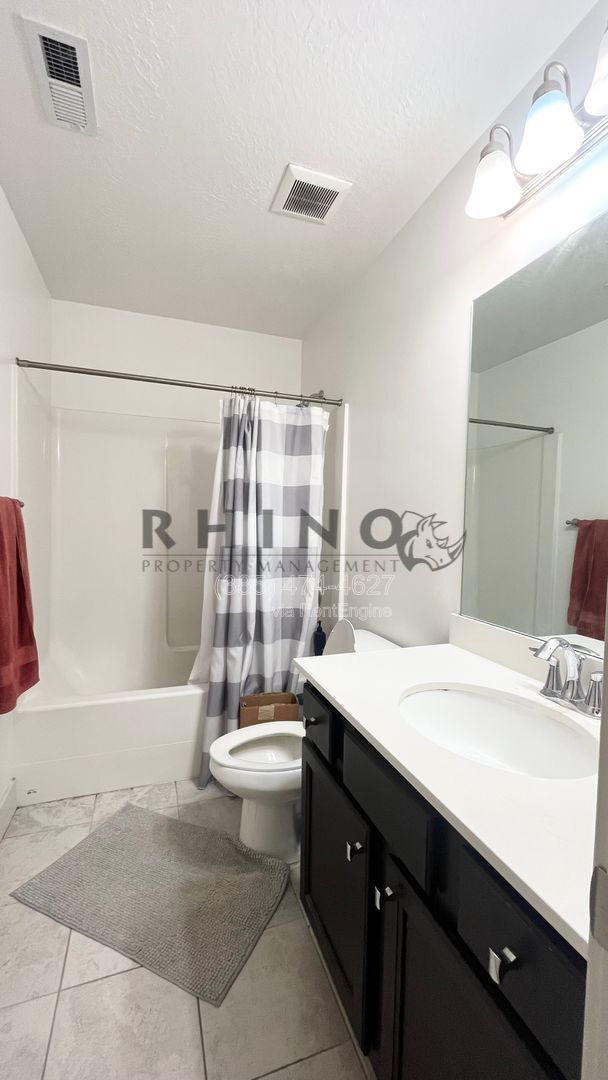 Photo - 1550 N 3740 W