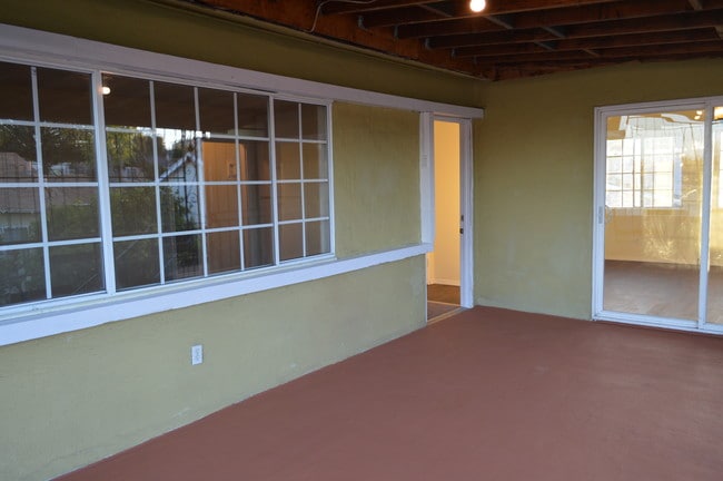 Patio - 4418 W 64th St Unit Top #3