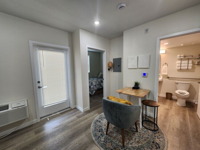 Photo - 228 N Soto St Unidad 1