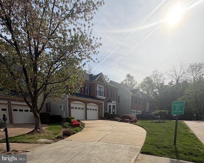 Building Photo - 8402 Tysons Trace Ct