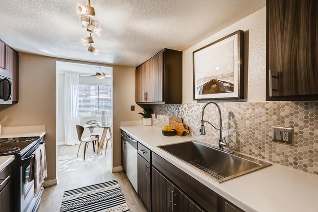 Chazal Scottsdale apartments — community photo