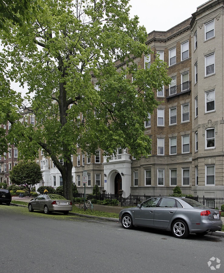 Edificio - 117 Park Drive