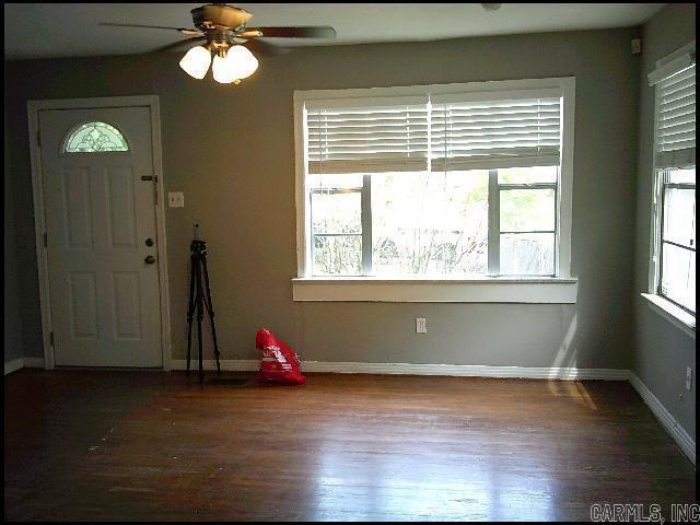 Photo - 5919 Woodlawn Dr