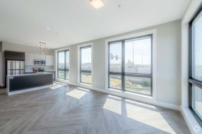 2 BR, 2 BA