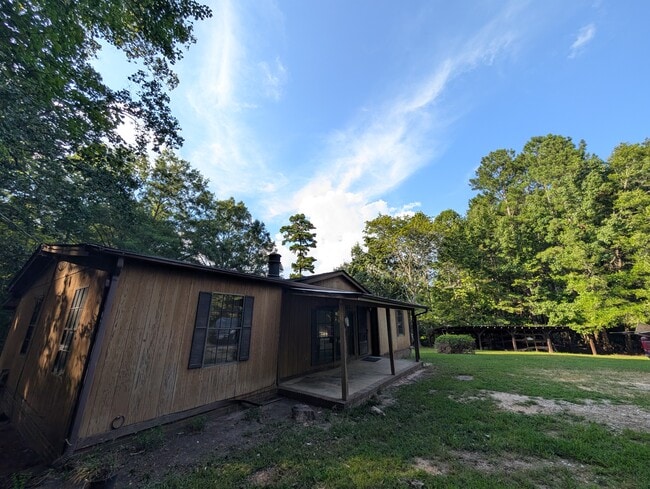 Building Photo - 7211 Union Grove Church Rd Rental