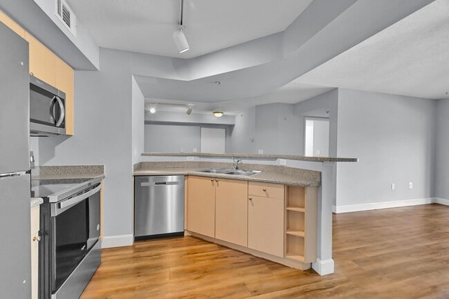 Photo - 3620 NW Adriatic Ln Unit 306
