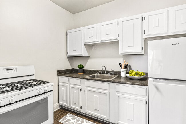 Photo - Park Avenue Apartments