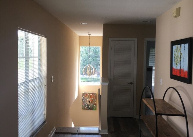 Photo - 4960 Deerfield Way Unidad 201