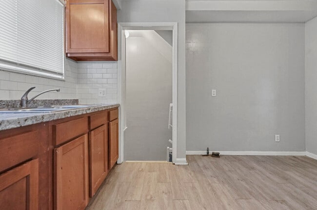 Photo - 19356 Westmoreland Rd