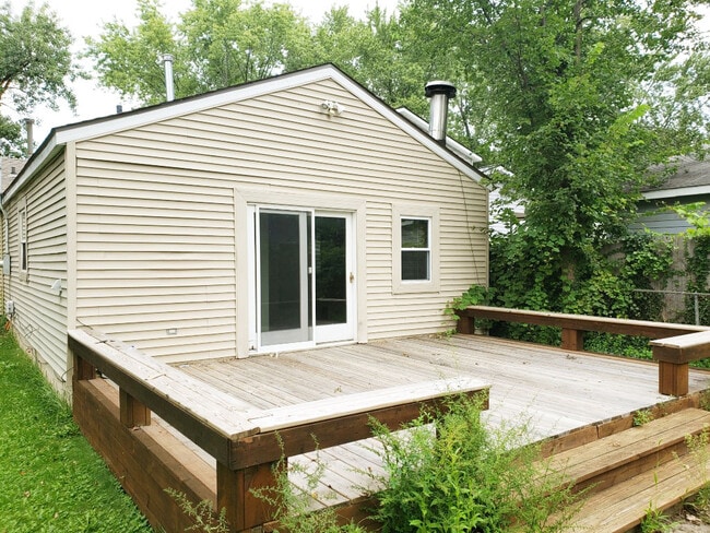 Photo - 4059 Chenlot St