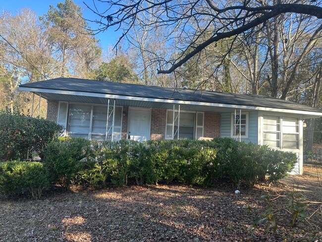 Building Photo - 5843 Memphis St