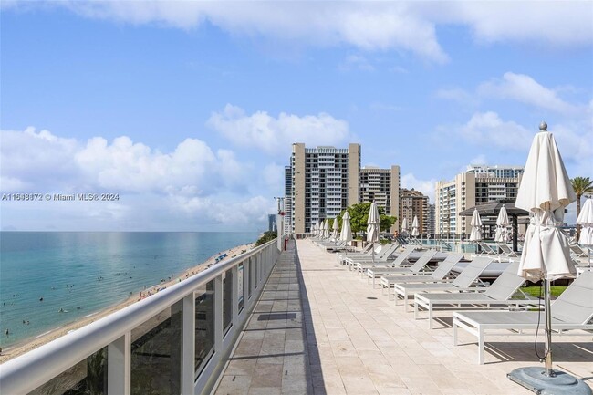 Photo - 1800 S Ocean Dr Unidad 409 Rental