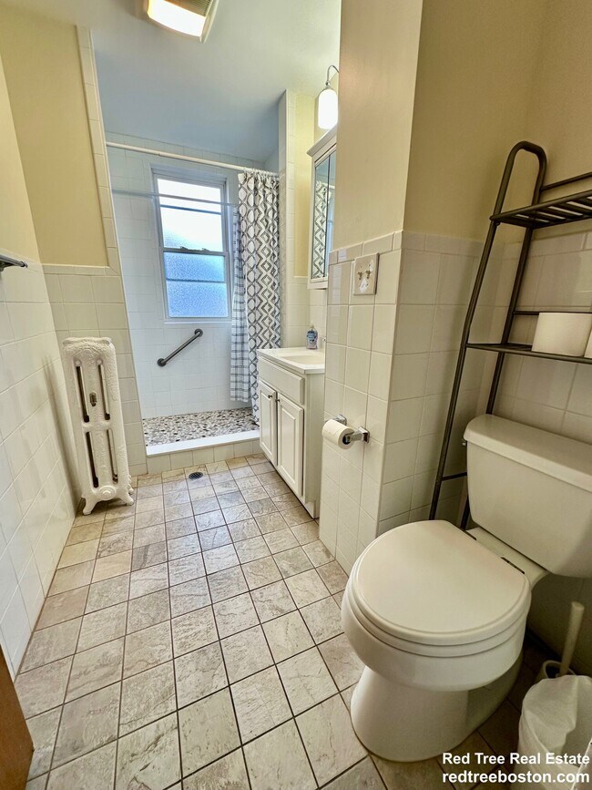 Photo - 124 Glenville Ave