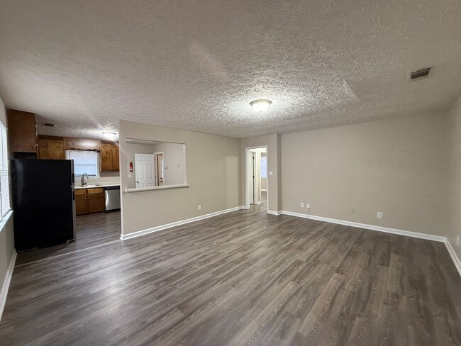 Photo - 2071/2073 Cantrell Ln Unit 2071 Cantrell Ln