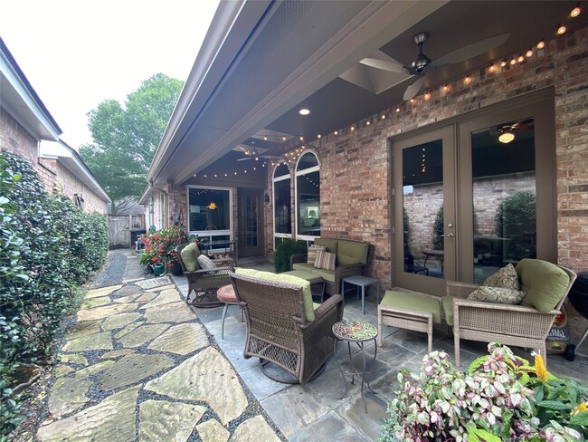 Photo - 6906 Afton Woods Dr