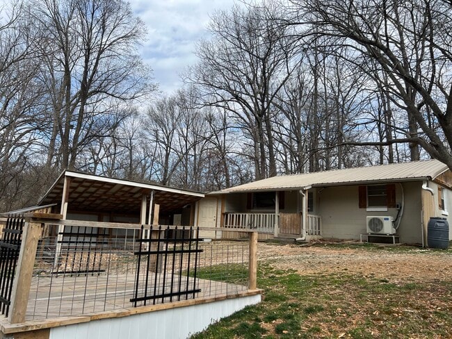 Photo - 1674 N Double Springs Rd