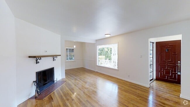 Building Photo - Gated 3-Bed, 3-Bath Gem with Dual Primary ... Rental