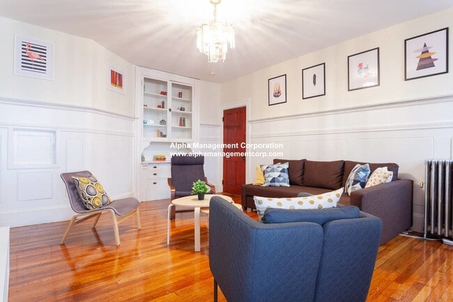 Photo - 1247 Beacon St Unit 2