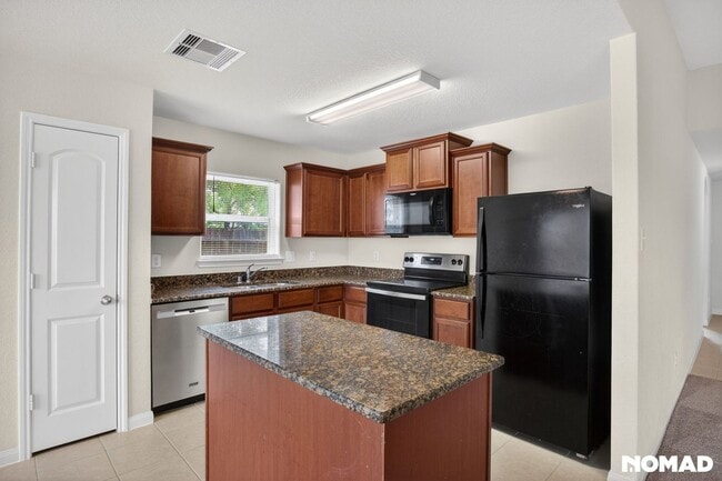 Photo - 2331 Golden Brandy Ln