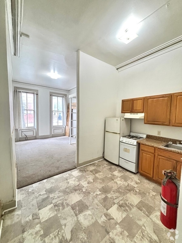 Building Photo - 156 E Walnut St Unit 1 Rental