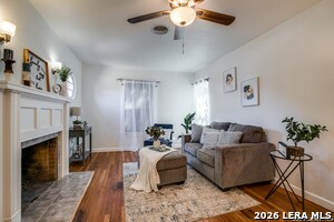 Photo - 838 Hammond Ave