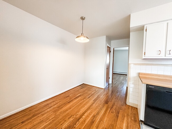 Dining Area - 3408 Lumardo Ave Unit 4