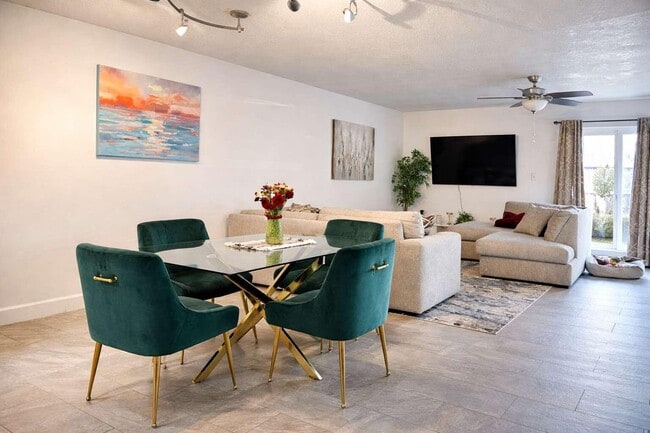 Building Photo - 6843 NW 29th Ave