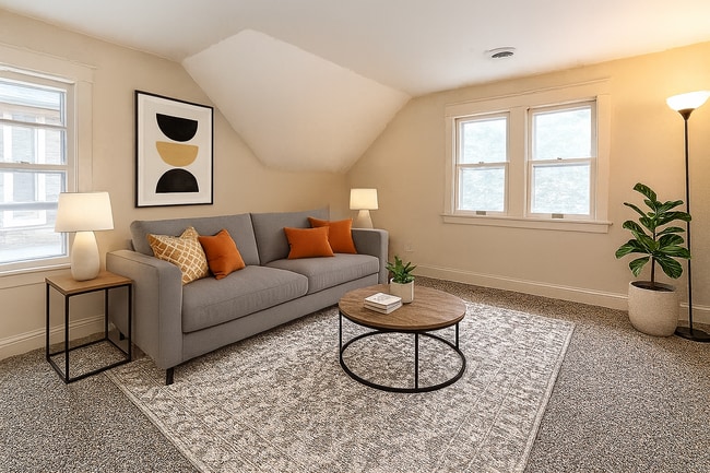 Building Photo - 3374 S Indiana Ave Unit 3374A