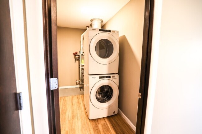 Photo - 8041 W Bluemound Rd Unit 208