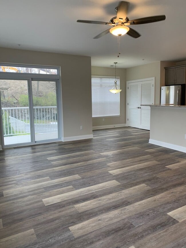 Photo - One Dutchess Luxury Waterfront 1, 2, & 3 Bedroom Apartments homes