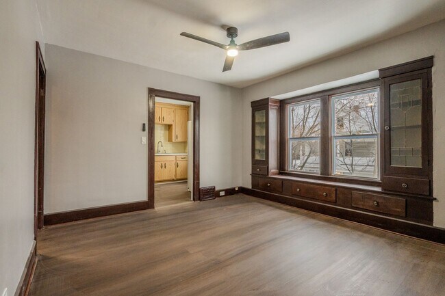 Photo - 3394-3396 W 54th St Unidad 3394 W 54th Street (Up)