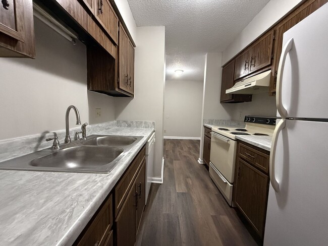 Photo - 612 Morgan St