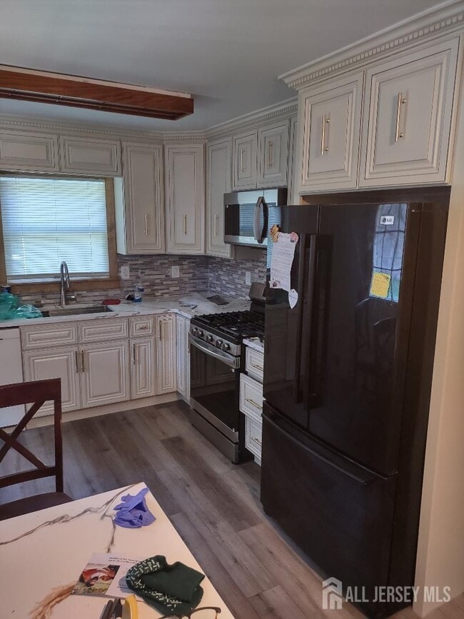 Photo - 204 Marlin Dr