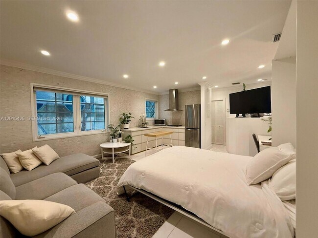 260 Euclid Ave Unit 24