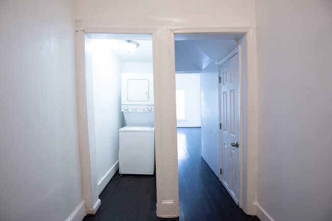 Photo - 2417 Barclay St Unit 2417 Barclay St  1