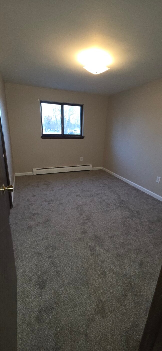 Photo - 175 Robert Dr Unit 3