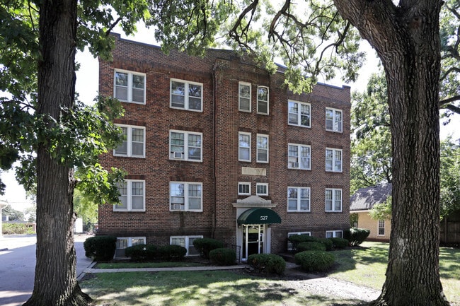 Building Photo - Winona