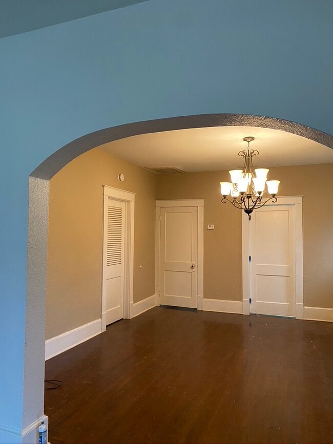 Photo - 609 N 15th St