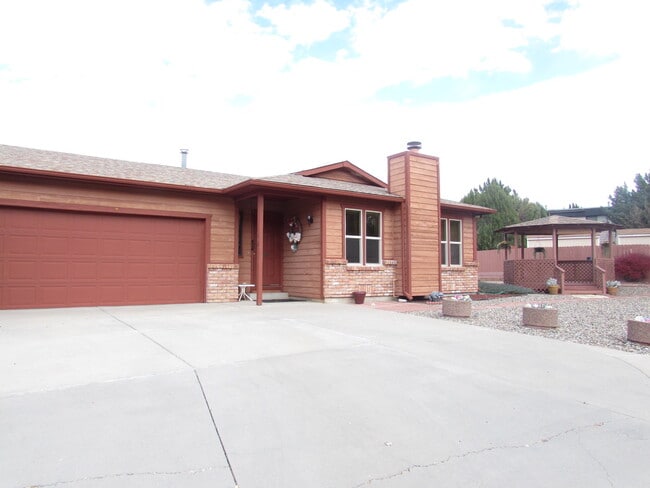 Building Photo - 520 Rado Dr Rental