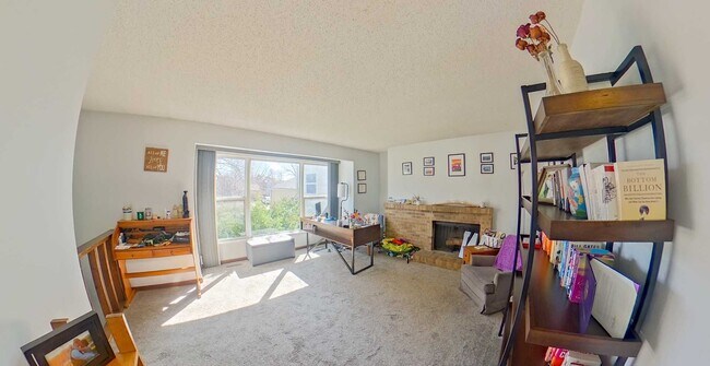 Photo - 3D Tour Available - Fenced-in Yard + Garag...