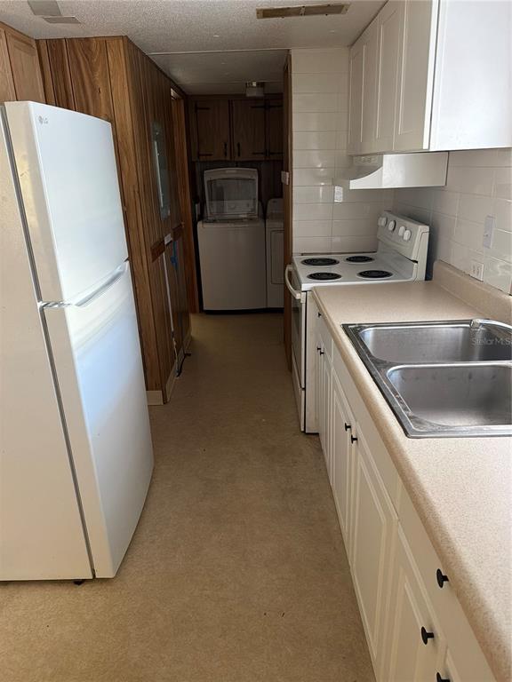 Photo - 21285 Campbell Dr