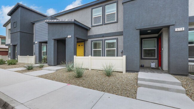 Photo - Gorgeous 3 bedroom townhome with attached ...