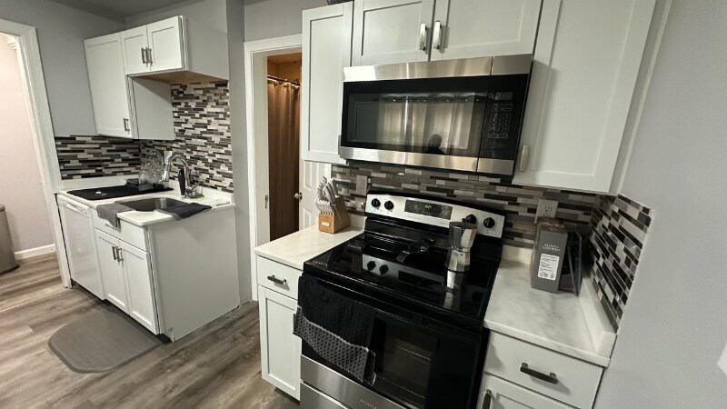 Photo - 73 Fairfax Rd Unit 3L