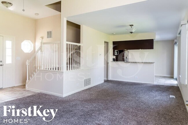 Photo - 2406 Aspen Dr