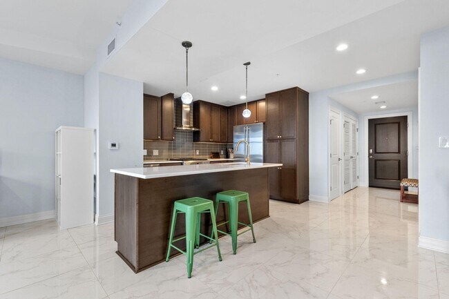 Photo - 50 W Broad St Unit 3401