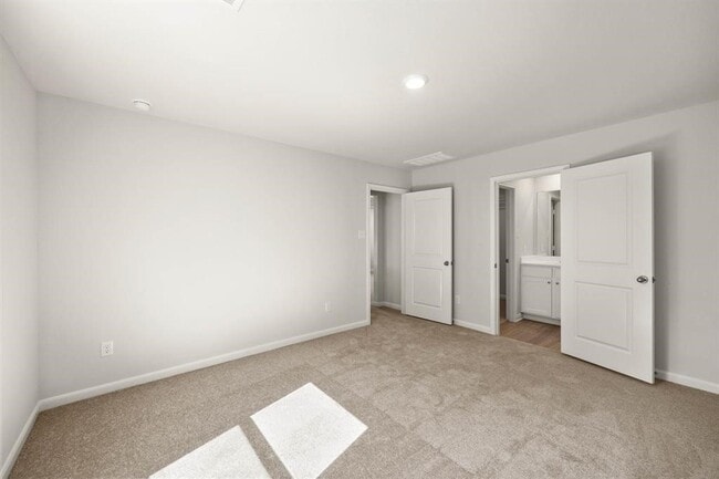 Photo - 8108 Burnt Orchid Dr